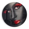 Vrouw Met Rood Glasschilderij