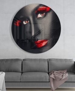 Vrouw Met Rood Glasschilderij