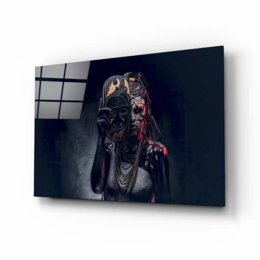 Achter het masker-Glasschilderij