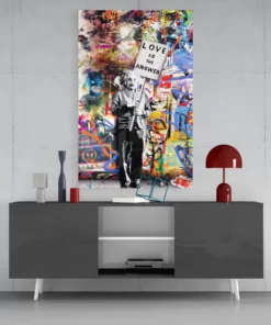 Banksy-Love-is-the-Answer-glasschilderij