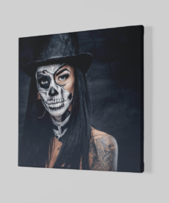 Alternative view of Vrouw met Enge Tatoeage Canvas Schilderij