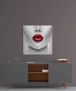 vrouw met rode lippen glasschilderij KGLS 2032