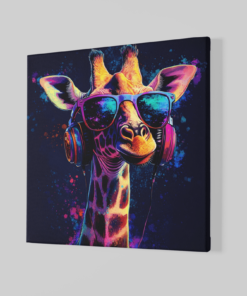 Alternative view of Giraffe met Koptelefoon Canvas Schilderij