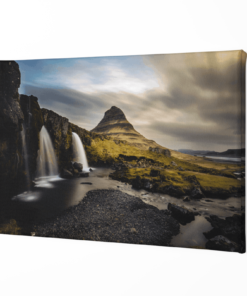 Alternative view of Waterval en Berg Canvas Schilderij