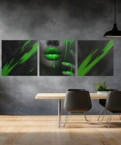 OLIVA 1022 vrouw en groen drieluik schilderij e