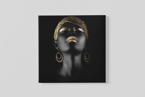 Portret van een vrouw met gouden make-up Schilderij